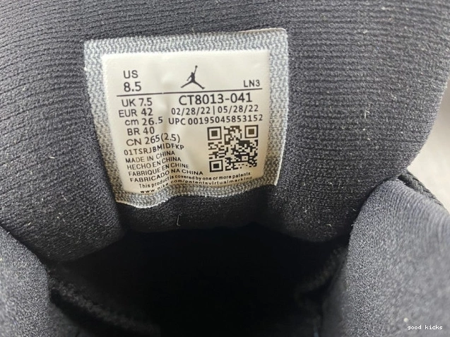 Rep AO6068-004 WMNS Royal 12 Hyper Jordan Air 0717